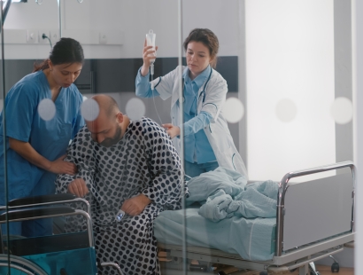 Dịch vụ hộ lý sinh hoạt tại bệnh viện – Giải pháp chăm sóc người bệnh an tâm, chuyên nghiệp